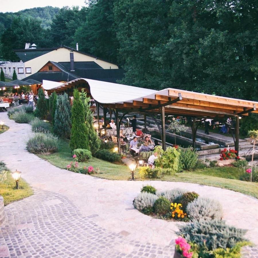 Toplik Village Resort Lukavica Eksteriør billede
