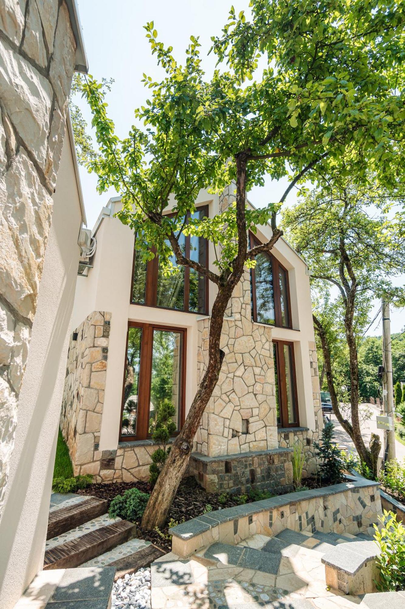Toplik Village Resort Lukavica Eksteriør billede